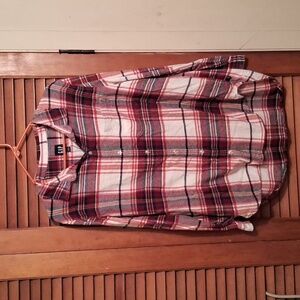 Gap woman size large red and white plaid flannel shirt